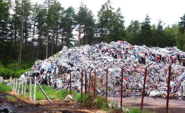 Co dalej ze składowiskiem odpadów w Kamieńcu? Potrzeba 43 mln zł, aby usunąć śmieci!