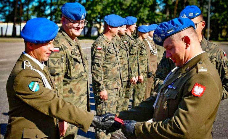  Lęborscy żołnierze świętowali rocznicę. Awanse i medale z okazji Święta Wojska Polskiego [ZDJĘCIA]