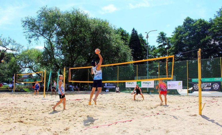  W Lęborku zagrają w siatkówkę plażową. Może kiedyś wystąpią na igrzyskach olimpijskich?