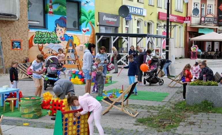  Dziś obchodzimy Wielki Dzień Pszczół. Przyjdź na ul. Staromiejską!